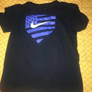 Gently used boys size small nike